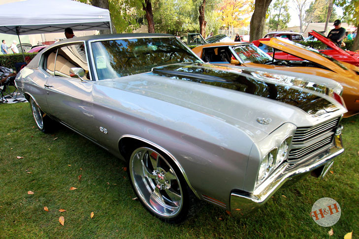 Classic Chevelle SS in silver