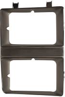 Counterpart Automotive - Headlight Bezel RH Chrome/Silver