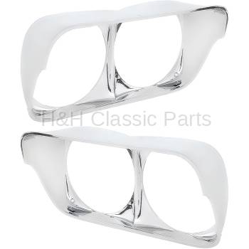 Headlight Bezels | 1968 Chevy Car | OER Parts | 16495