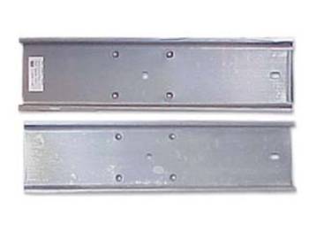 H&H Classic Parts - Rear Bumper Filler Panels - Image 1